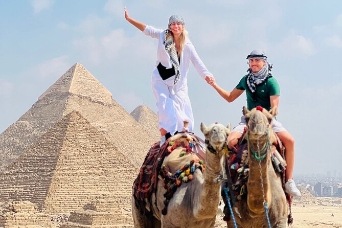 1 Day Visit to Cairo and Giza Pyramids from Hurghada – by Bus