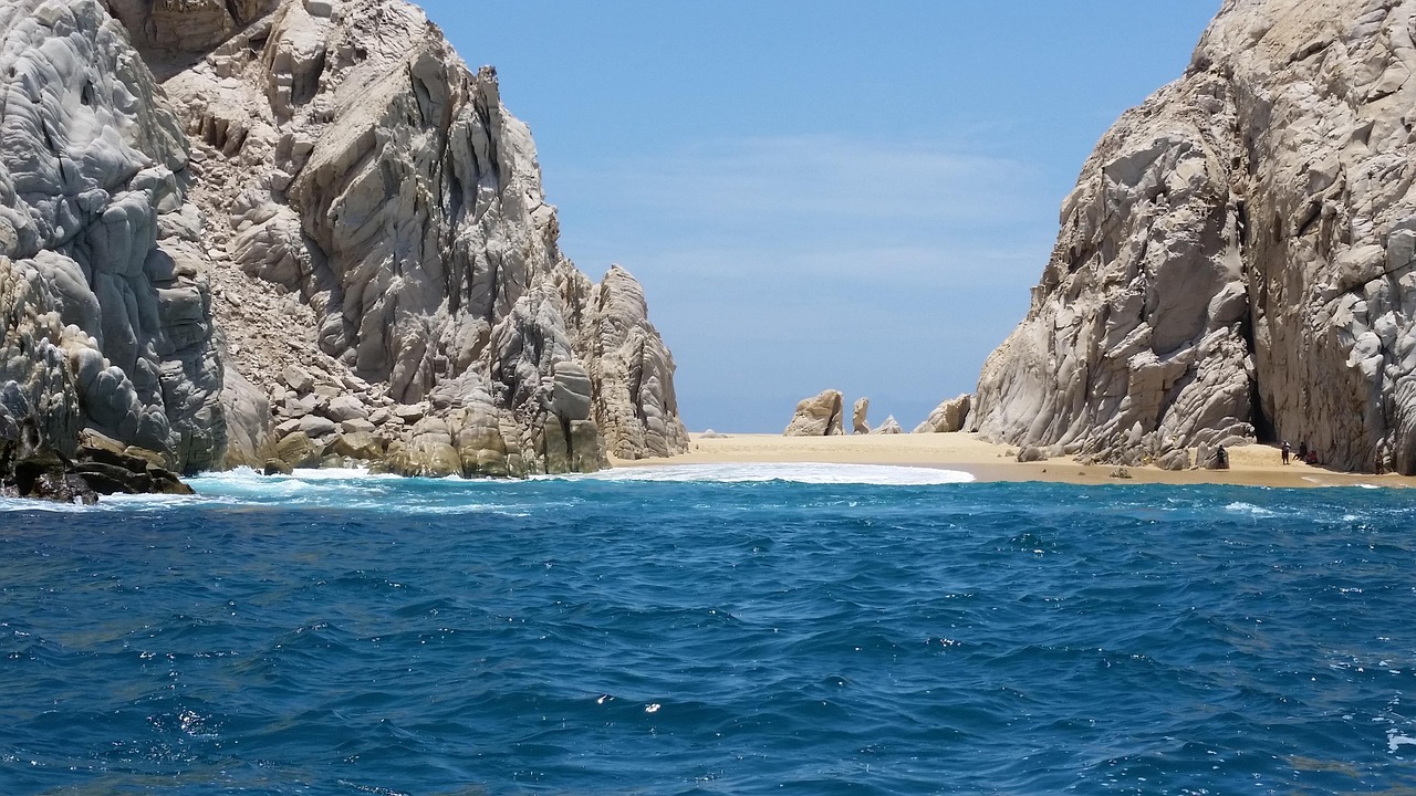Boat Trip to Orange Bay