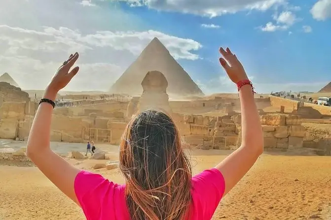 Cairo Day Trip from Hurghada – Pyramids & Egyptian Museum
